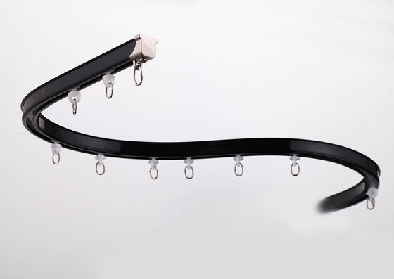 Buen precio 6.7m Longitud 1mm Grosor Riel de Cortina de Techo Flexible Doblable en línea